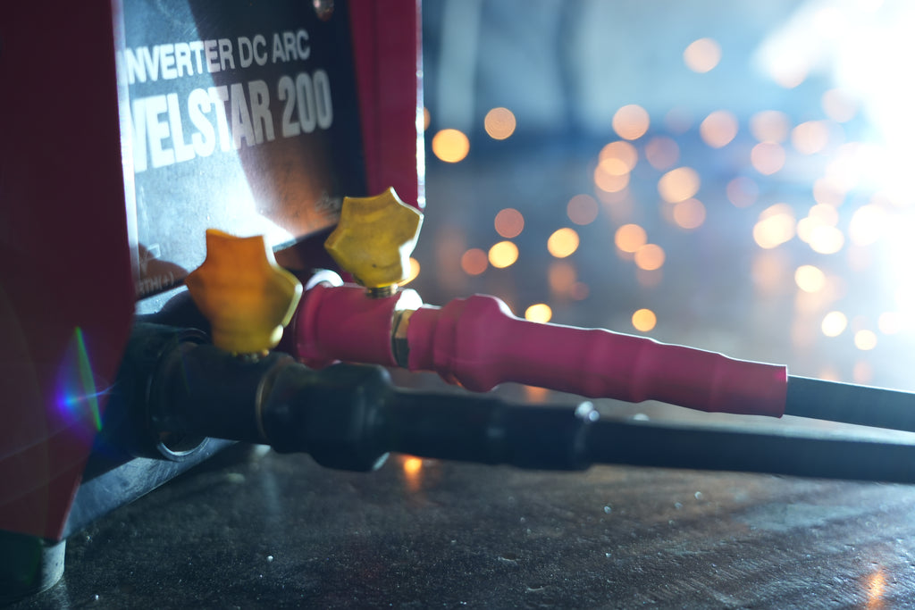 Bulldog Welding Connector